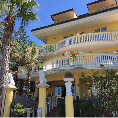 ג'יצריה Cridda Hotel & Restaurant מראה חיצוני תמונה